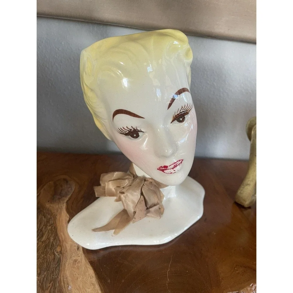 VTG MCM Deco Signed HORTON CERAMICS Head Vase Blonde Glamour Girl Original Scarf